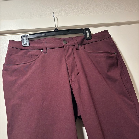 Lululemon ABC Slim Fit Men's Burgundy maroon Pants size 32 x 31 chino warpstreme - Picture 3 of 12